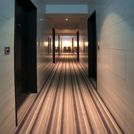 Suwon Top Cloud Hotel Exterior photo