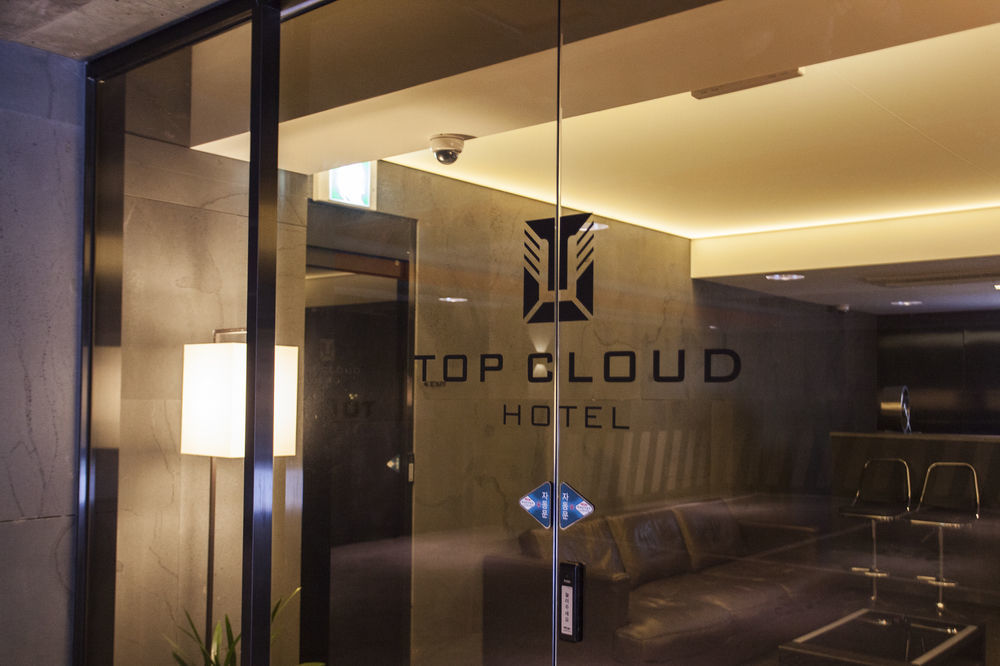Suwon Top Cloud Hotel Exterior photo