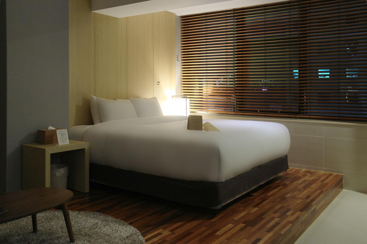 Suwon Top Cloud Hotel Exterior photo