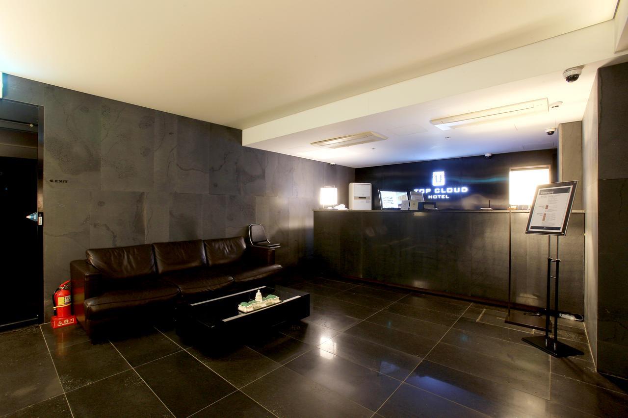 Suwon Top Cloud Hotel Exterior photo