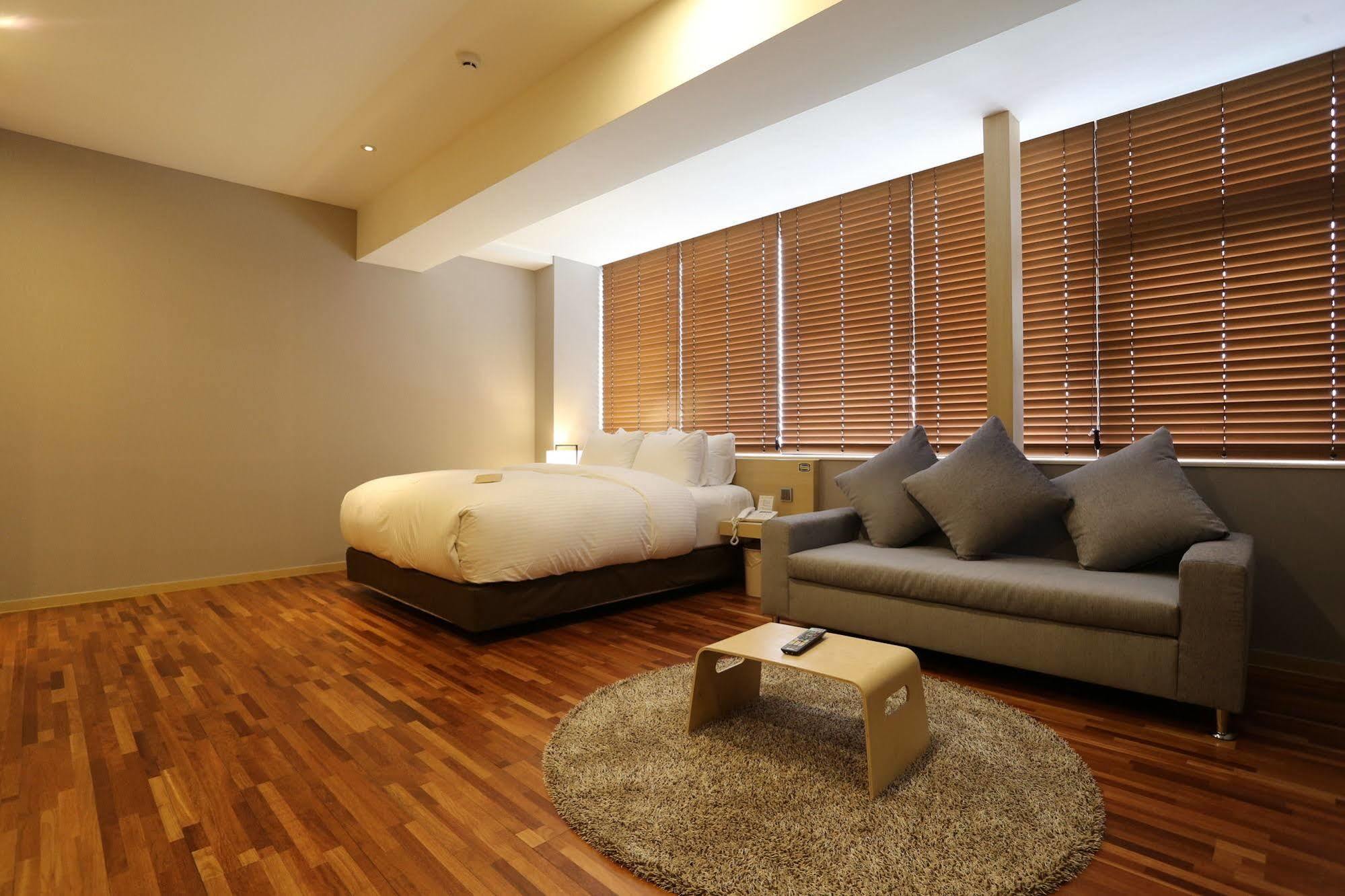 Suwon Top Cloud Hotel Exterior photo